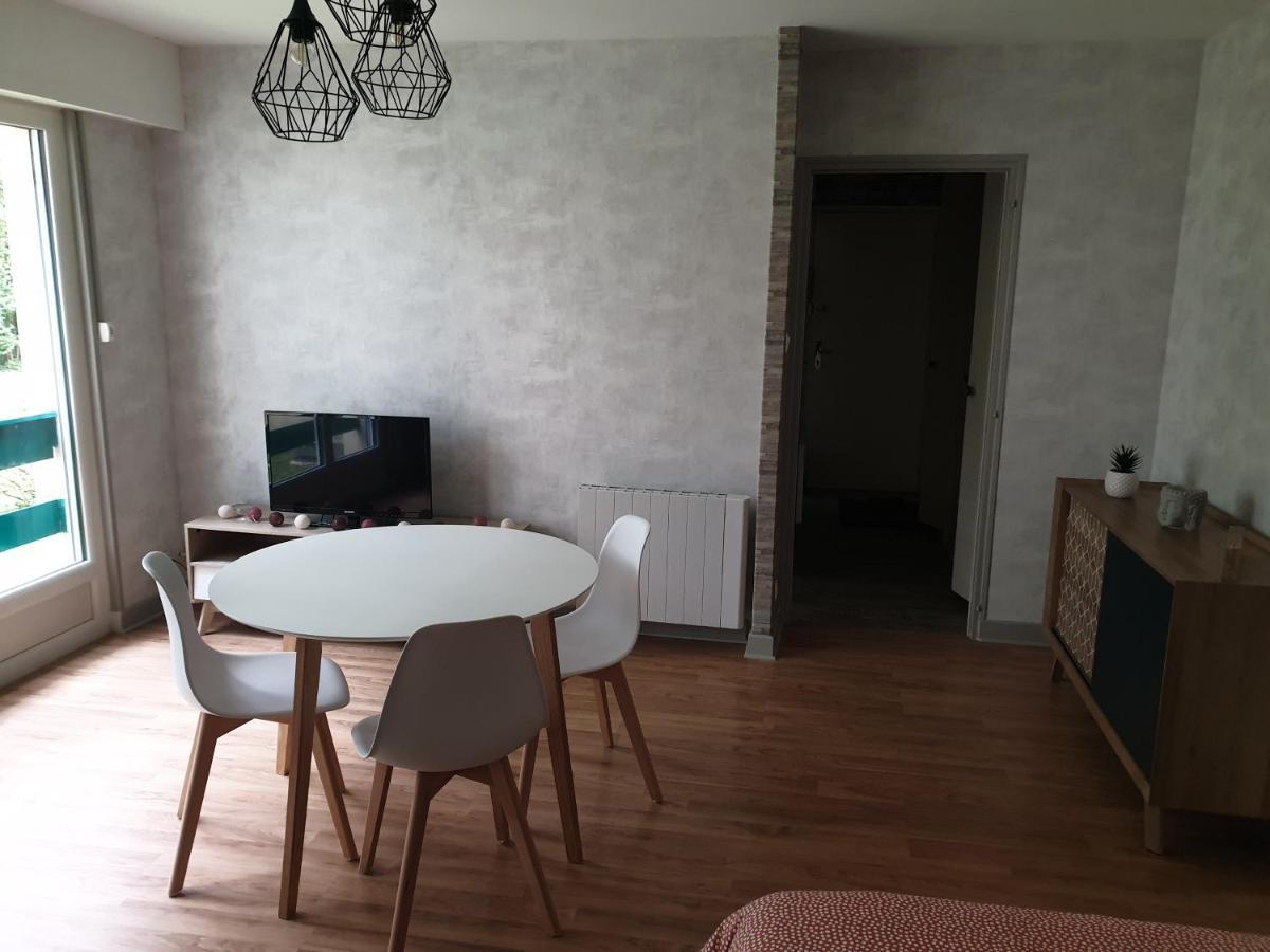 Appartement, Verdun , Proche Centre Ville Εξωτερικό φωτογραφία